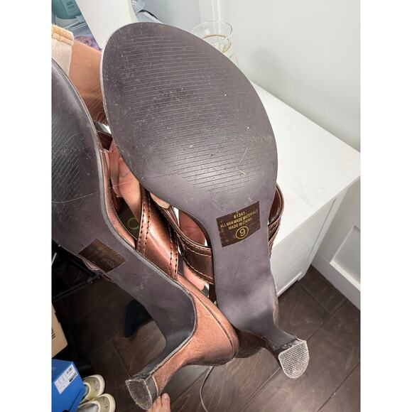 Beautiful Maurice’s Sandals Size 9 - Picture 6 of 6